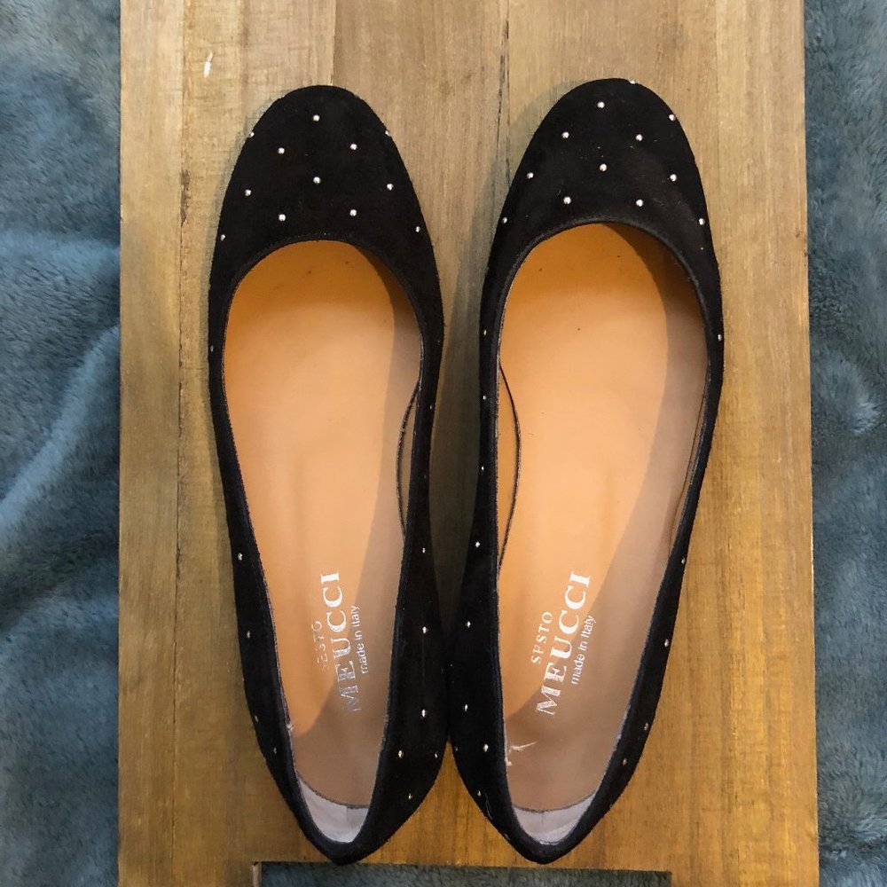 Sesto Meucci of Florence black suede pumps